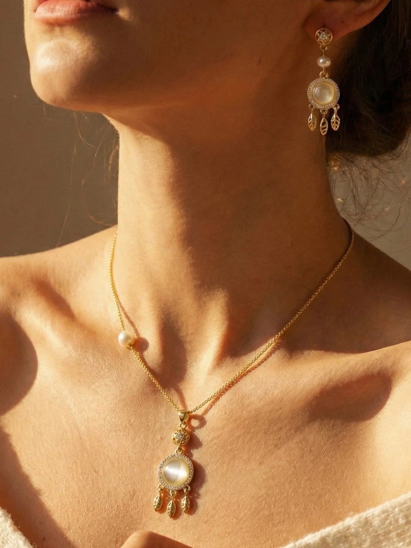 🪶 Boho Dreamcatcher Cat’s Eye Pearl Jewelry Matching Set, Gold Leaf Tassel Earrings & Necklace