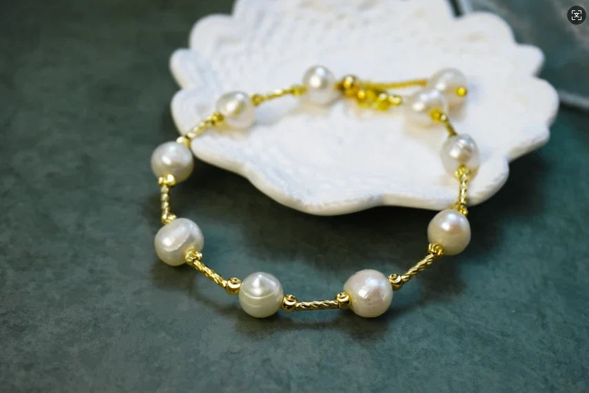 🤍 Handmade Baroque Freshwater Pearl Bracelet, Twisted 14K Gold Chain Bracelet
