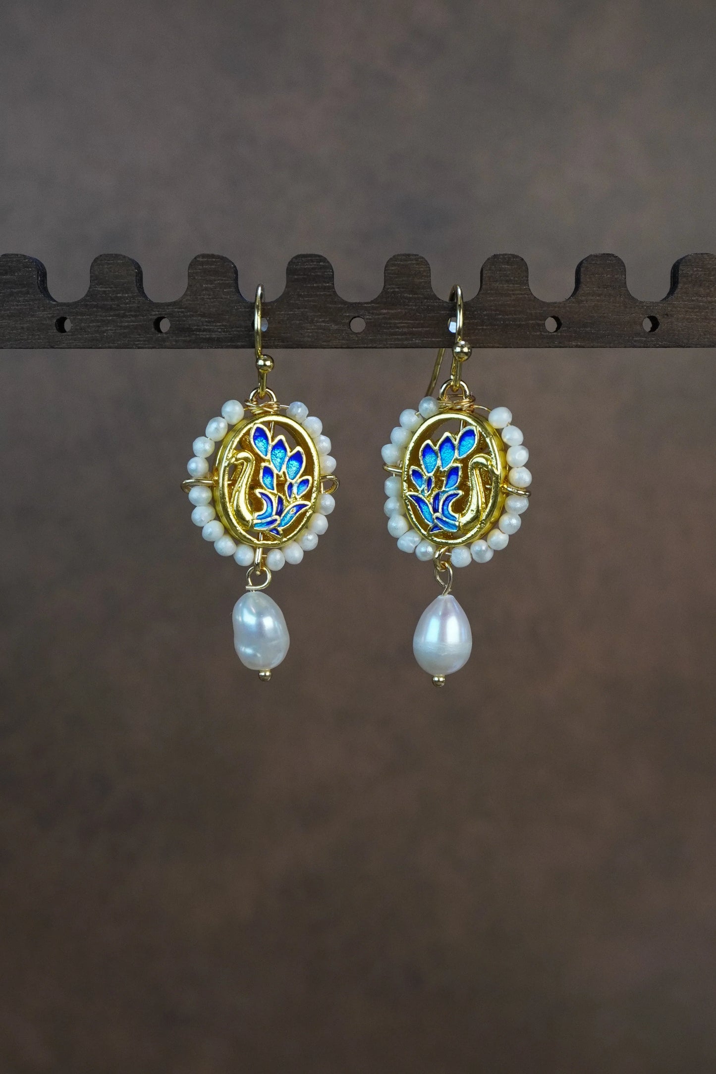 🦢 Vintage Blue Enamel Swan Pearl Matching Jewelry Set, Victorian Cameo Drop Earrings & Pendant Necklace