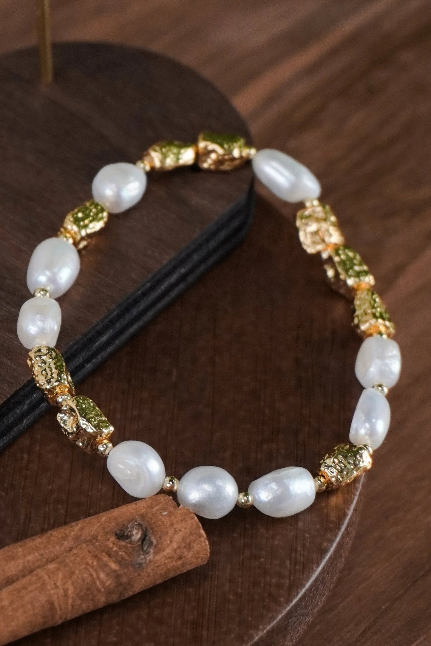 🤍✨ Baroque Pearl &amp; Textured Gold Matching Jewelry Set, Irregular Freshwater Pearl Necklace &amp; Bracelet Stack Set For Women